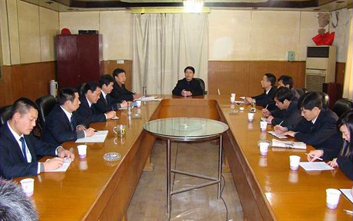 集团董事长高度重视工会事情，，，，，，，，在集团党群文宣事情会上对各人气出了期望